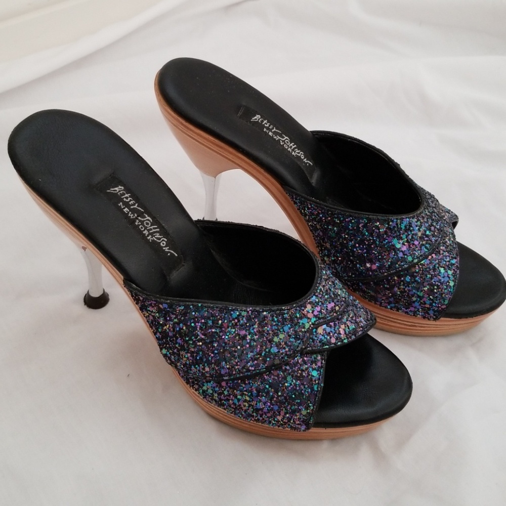 Like new Betsey Johnson glitter spike heels Size 7